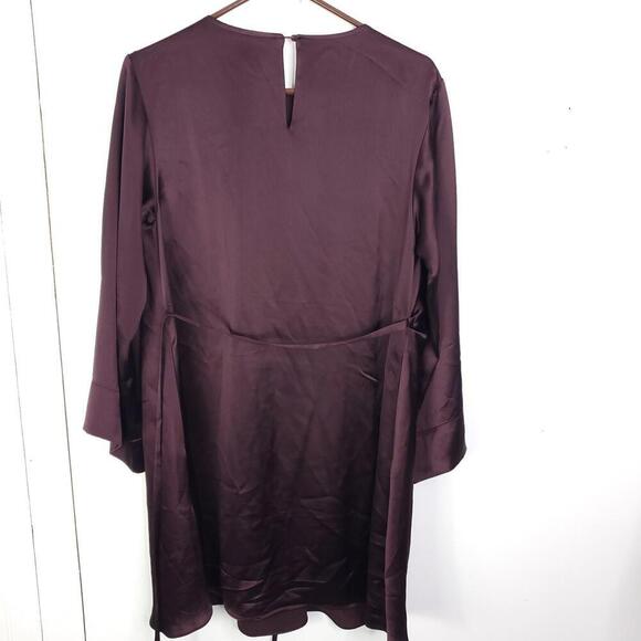 BR Dress Womens Small Silky Satin Deep Purple Tie Waist Gathered Front Event - Picture 13 of 13